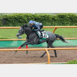 最後まで岩田の手は動かなかった
