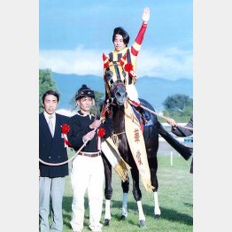 ファビラスラフインは松永騎手が乗って優勝