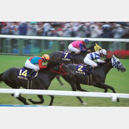 02年は10番人気ヒシミラクルがV