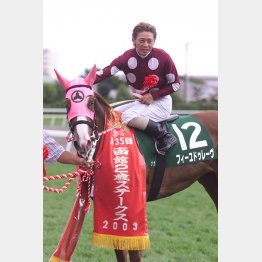 フィーユドゥレーヴは函館2歳S(GⅢ)にも勝って阪神JFは2番人気だったが…