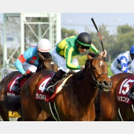 フローラSを快勝