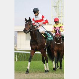 京阪杯で重賞初制覇