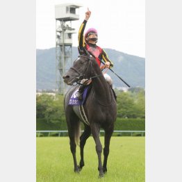 宝塚記念で牡馬をなで斬り