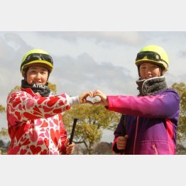 デビューVはならなかったが……(左が古川奈)