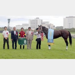 ①着エイシンワンド（幸騎手）「一つ一つ上のレースを狙えるように頑張ってくれると思います」