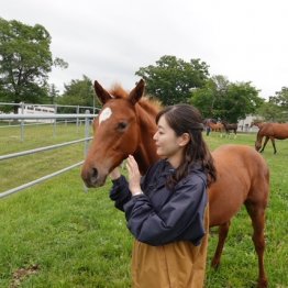 〈109〉グリーンチャンネル「中央競馬全レース中継」で活躍中の梅澤真理子さん（４）