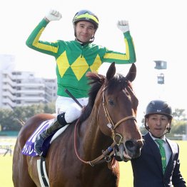 雷神のガッツポーズ再び