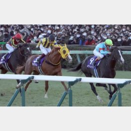 ２２年の有馬記念ではイクイノックスの②着