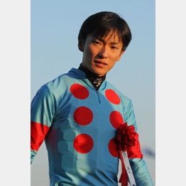 ①着ダブルハートボンド（坂井騎手）「強いダブルハートボンドを見せてくれました」