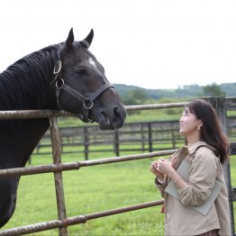 〈11９〉トゥザグローリーが運命の馬！？　アイドルから転身した津田麻莉奈さん（１）